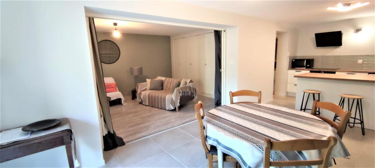 Villa Pont De L'Arc A Aix Avec Piscine Au Calme 92 M2 エクス＝アン＝プロヴァンス エクステリア 写真